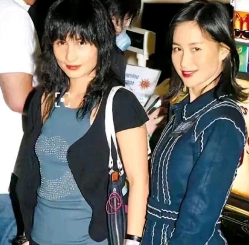 何超琼比何超莲大29岁，要是何超琼有个女儿，年龄应该也和何超莲差不多了。话说，要