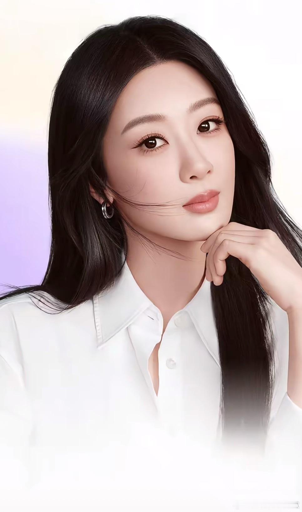 杨紫新鲜物料，谁懂高冷御姐风