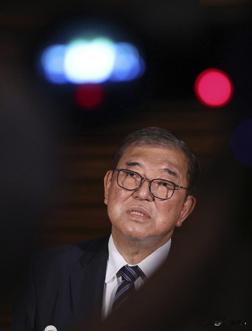 石破茂彻底炸了！怒怼高市早苗：日本别瞎折腾，跟大国为敌的下场，你们真扛不起？