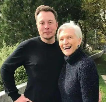 世界首富马斯克的母亲梅耶，在社交媒体上公然表态：中国在公路、隧道、建筑、基础设施