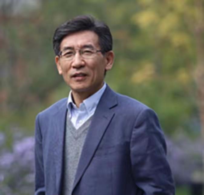 physicists薛其坤薛其坤，1963年12月出生于山东蒙阴，现年62岁