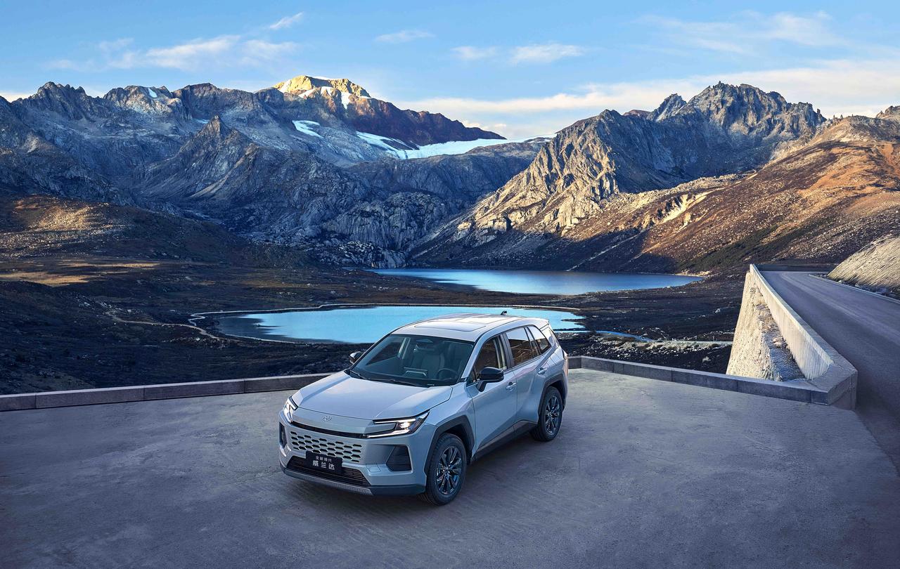 给普通人买车的10个建议：1、能买白色车，不买黑色车。2、能买SUV，不买