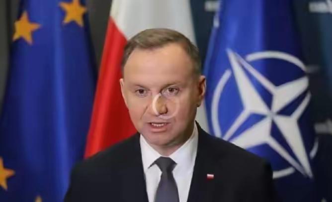 全欧洲都该谢波兰！11天封锁，逼出中国两条黄金通道做梦都想不到，波兰一次“