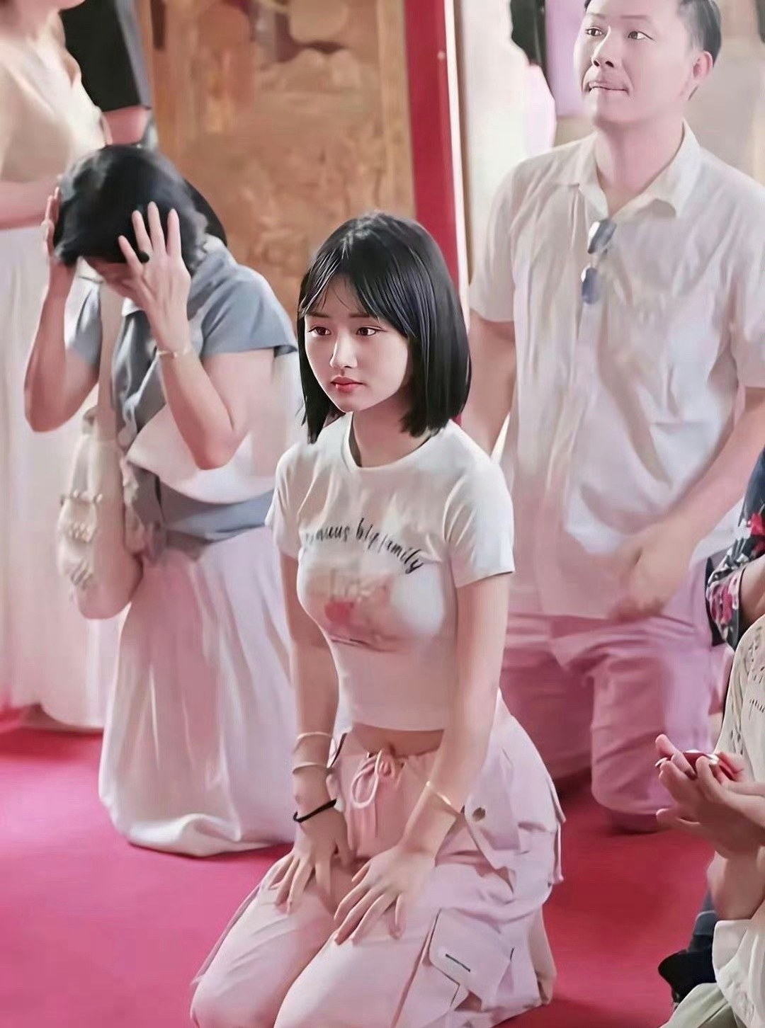 我怀疑年轻人都是喜欢这样的啊。