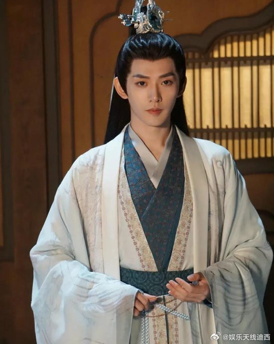 邓为百妖谱开机大吉国风顶流IP《百妖谱》马上开机，邓为天选男主司狂澜！✅IP