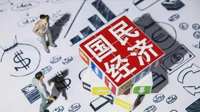 重建民营经济信心得解开三个悖论。当下民营经济面临诸多问题，像长期拖欠款这类虽棘手