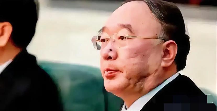 曾经超高杠杆循环放贷的模式，正在迎来全面出清。在行业快速扩张时期，少数机构依