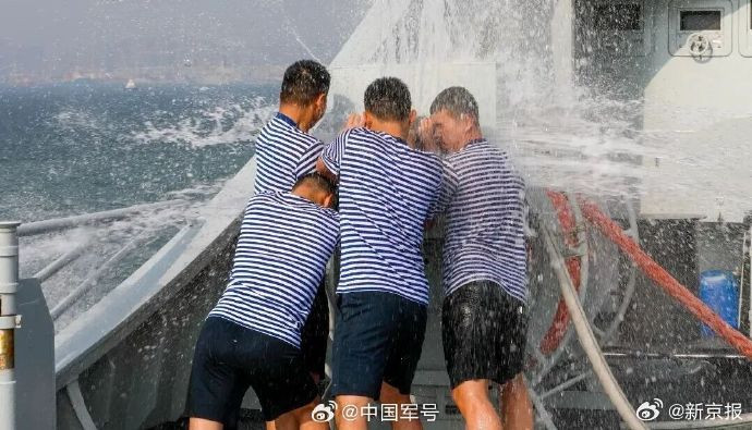 海军祁连山舰训练强化季砺剑淬炼胜战本领