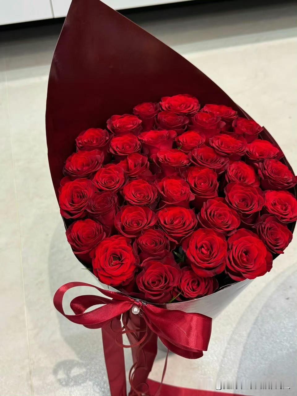 我朋友女儿和对象谈了七年，结果谈婚论嫁时，朋友家要18.8万彩礼+5万五金，男方