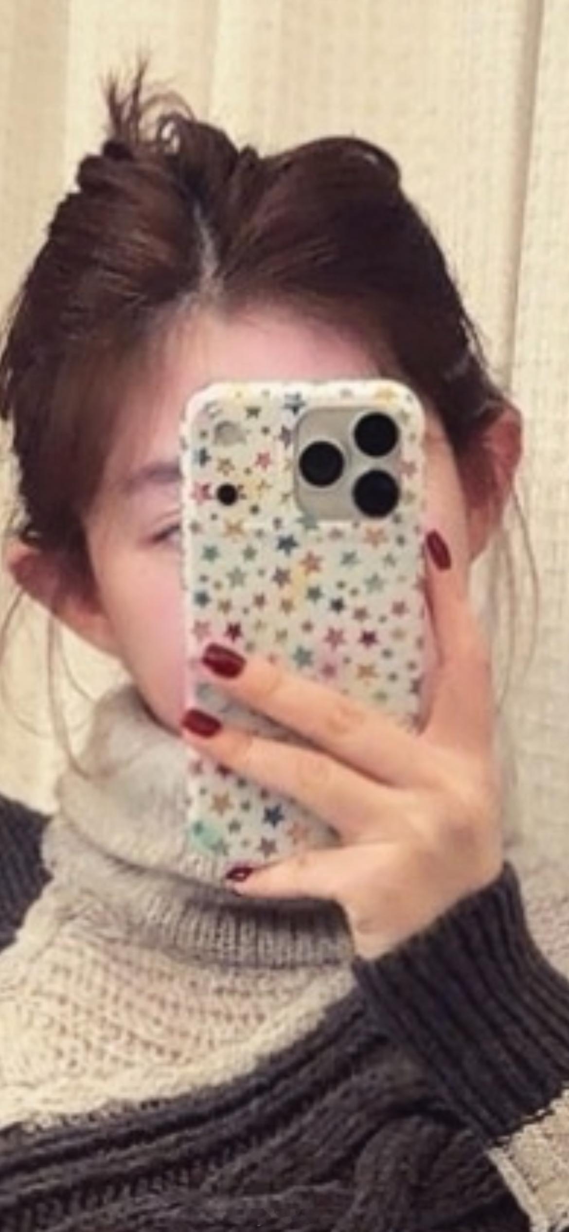 为啥刷到那么多好看的小姐姐把iPhone17PM框成16PM在用，iPhone