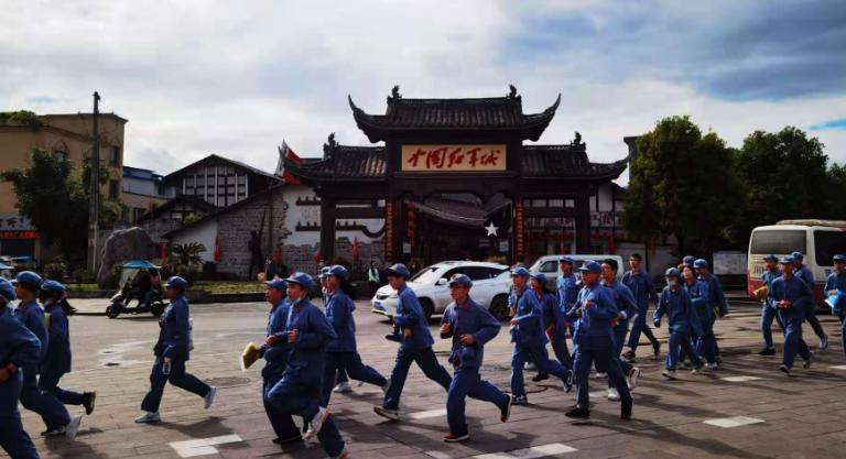 俄罗斯打到第5年，红军城成了最尴尬的指标5月24日，再看俄乌战场，最有意思的还