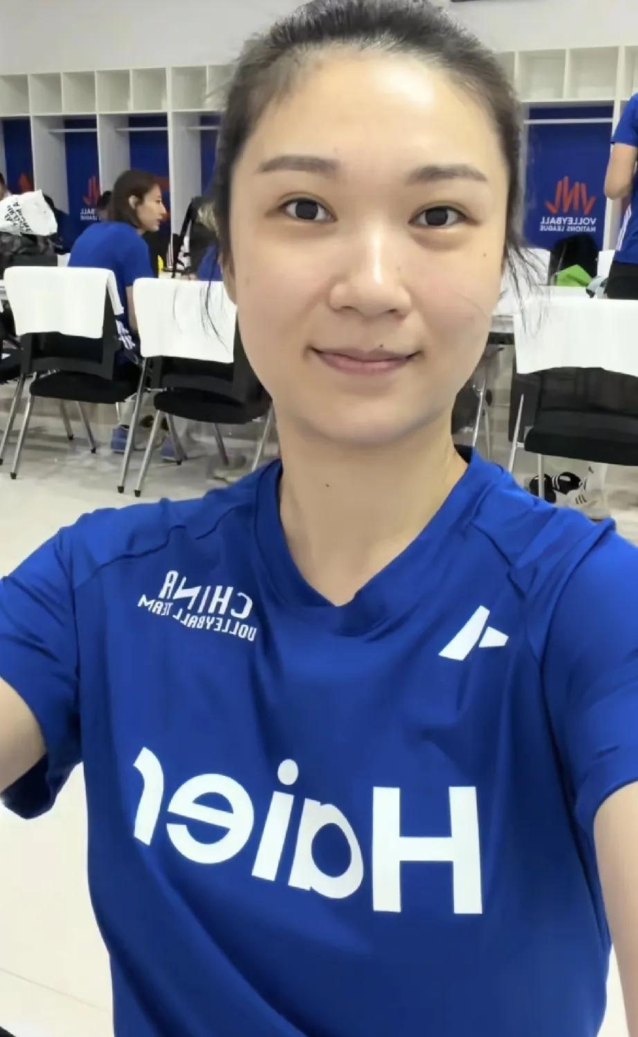 中国女排姑娘，又有两人确定出国打球。其一，现国家女排自由人王梦洁，将加盟美