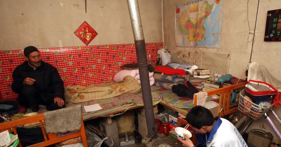 代代贫穷的家庭，到底被什么困住了？离不开这6个原因6、不注重教育家族里几乎没