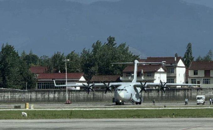 美国专家细品这架中国新四发中运，结果越看越沉默。美国战区网站最近盯上了一款中国飞