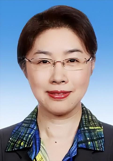 印度人可能要失望了！亚投行首任行长金立群正式届满卸任，接任者不是印度期待的人选，