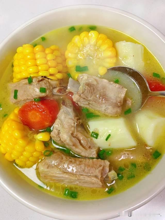 跟老公冷战3天了，他不跟我说话，我也不跟他说话。我今天中午没吃饭，送完孩子回来