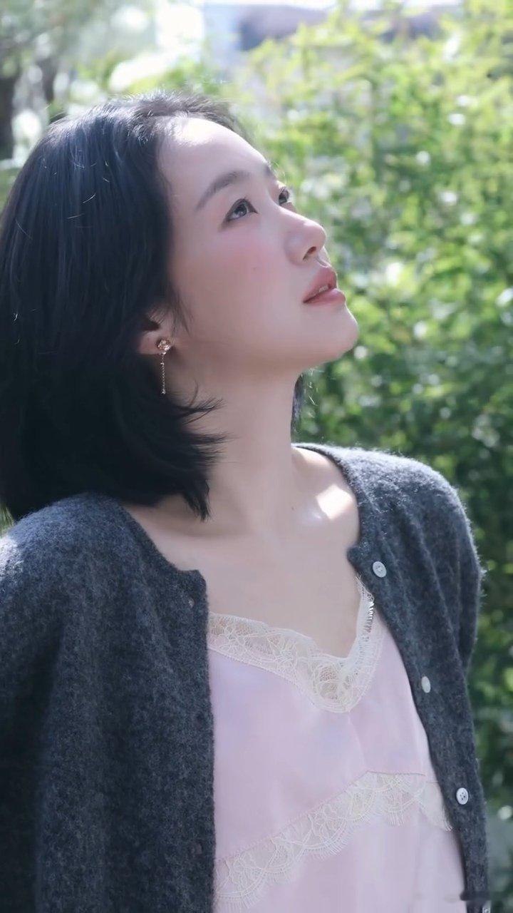 【热帖】金高银最近拍摄的画报人间水蜜桃金高银🍑