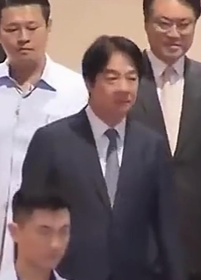 台湾省的民进党赖清德，萧美琴等人，已经为了他们的台独大梦不顾台湾省老百姓的死活了