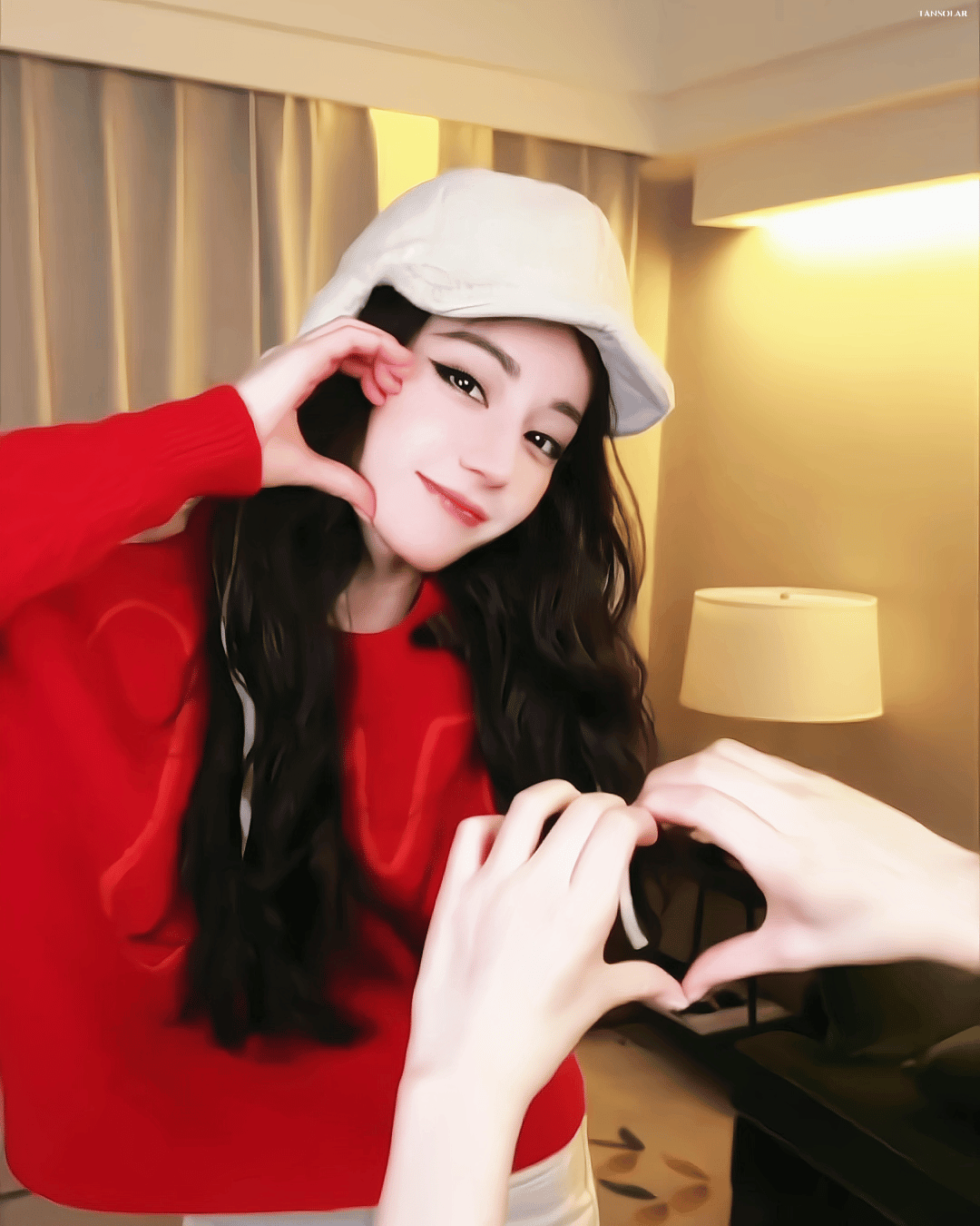 谁不想和迪丽热巴贴贴啊想贴贴，想亲亲😘😘​​​