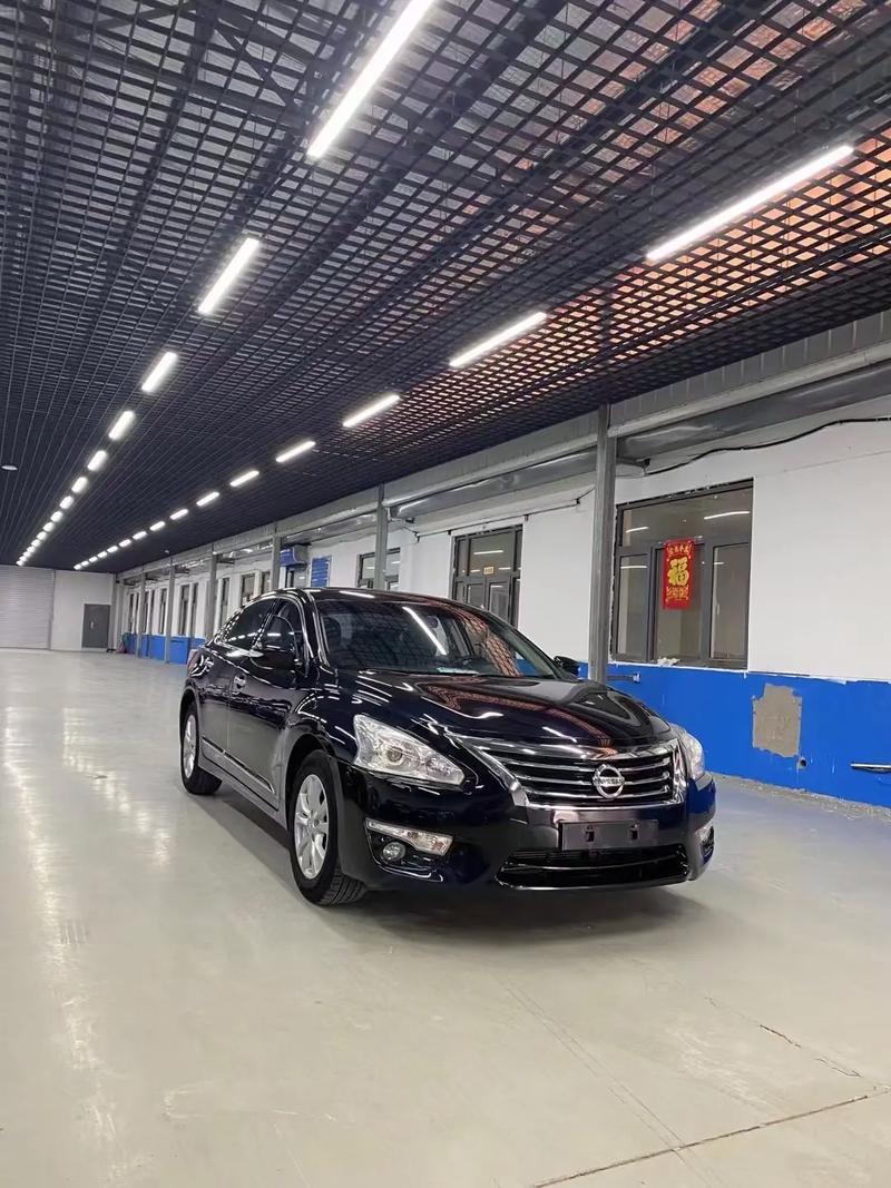 最近身边朋友都在讨论特斯拉出了什么新款、比亚迪技术有多领先。我却做了一件让他们大