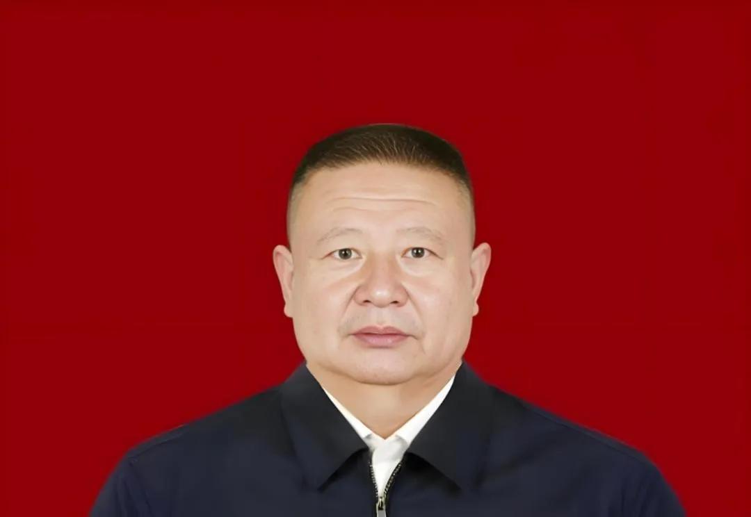 校园蛀虫：兰涛的反腐大逃杀今天是2025年5月14日，星期三，四川省反腐行动再