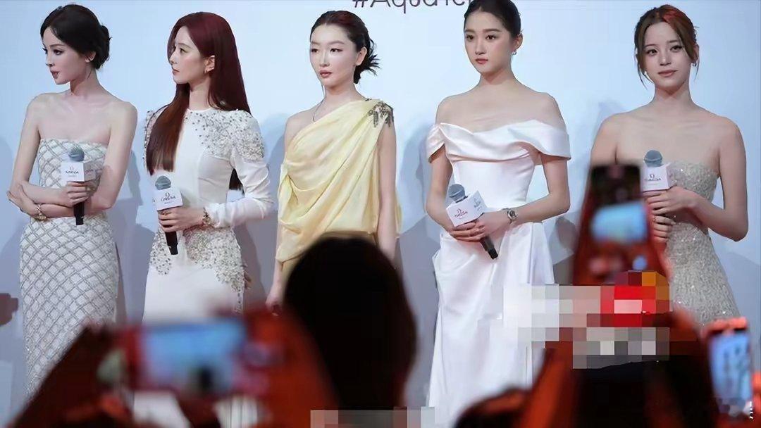 成都腕表展暴露咖位：娜扎靠边站，邱淑贞女儿无人问津，C位亮了​​​