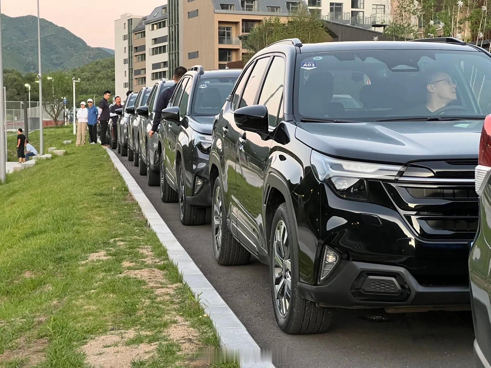 已经坐上第六代森林人准备去夜间穿越了，我再来收集一下大家对于这代森林人的问题，明