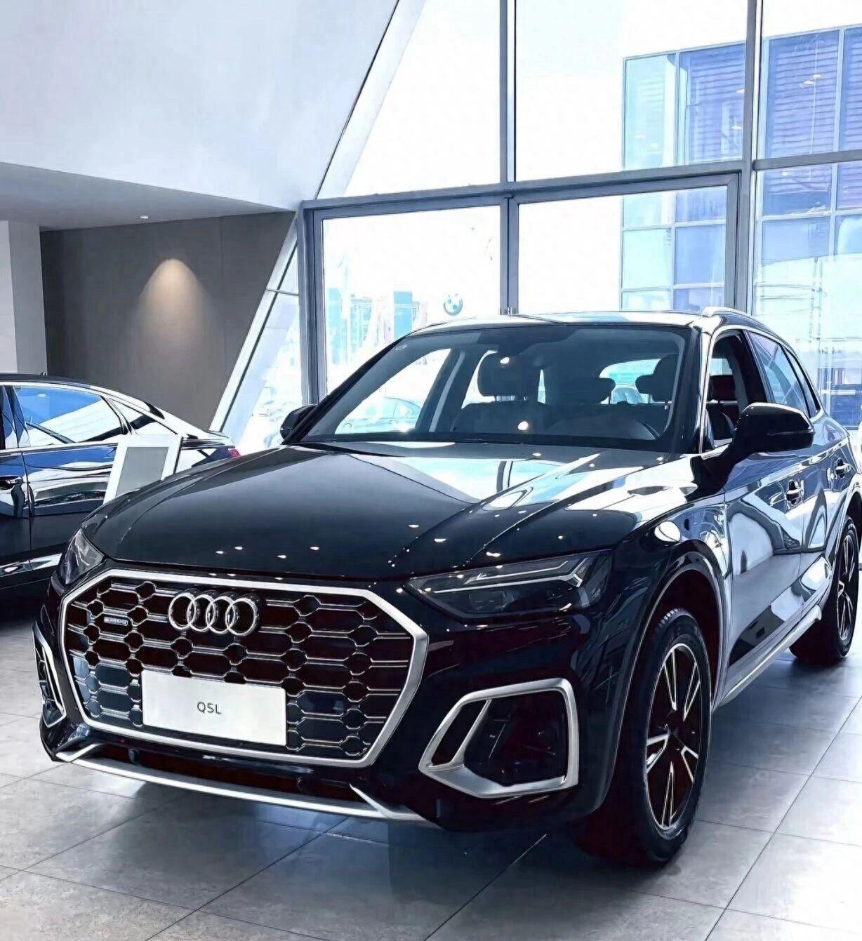 奥迪Q5L价格“腰斩”式下跌？最高降9万2026款40TFSI时尚动感型，官方