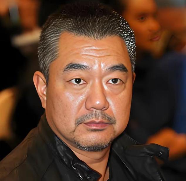 演员董勇说：我第一段婚姻维持了十年，失败的主因在我，我太太非常好，她比我年长，但
