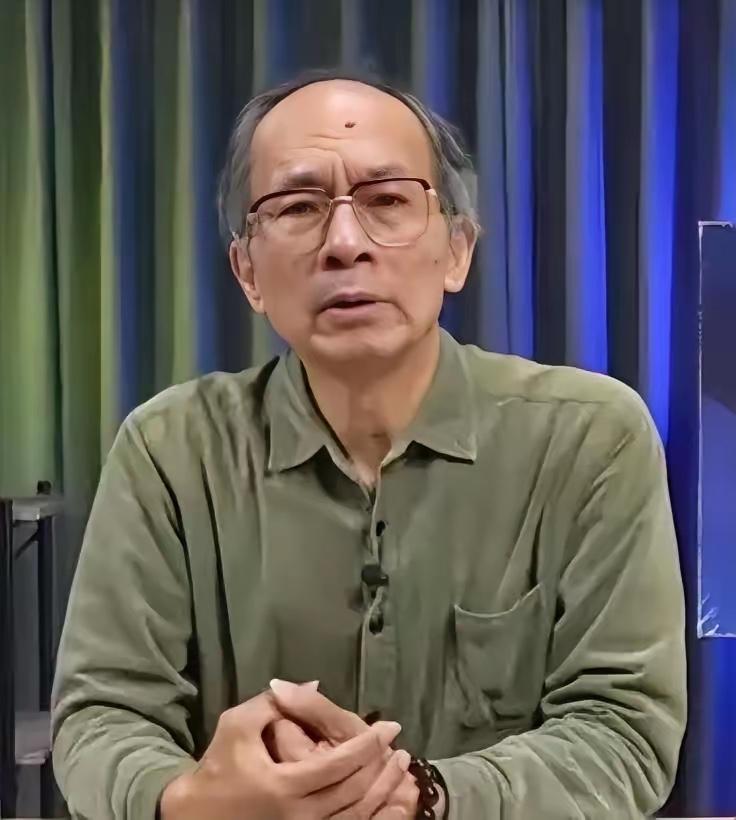 台湾名嘴郑村棋6月27日节目里那张脸，愁得跟家里淹了水似的——他撂下一句狠话：台