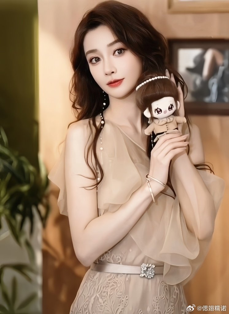 那年今日!#angelababy#║#杨颖#2025.10.12红蜻蜓品牌直播活动​