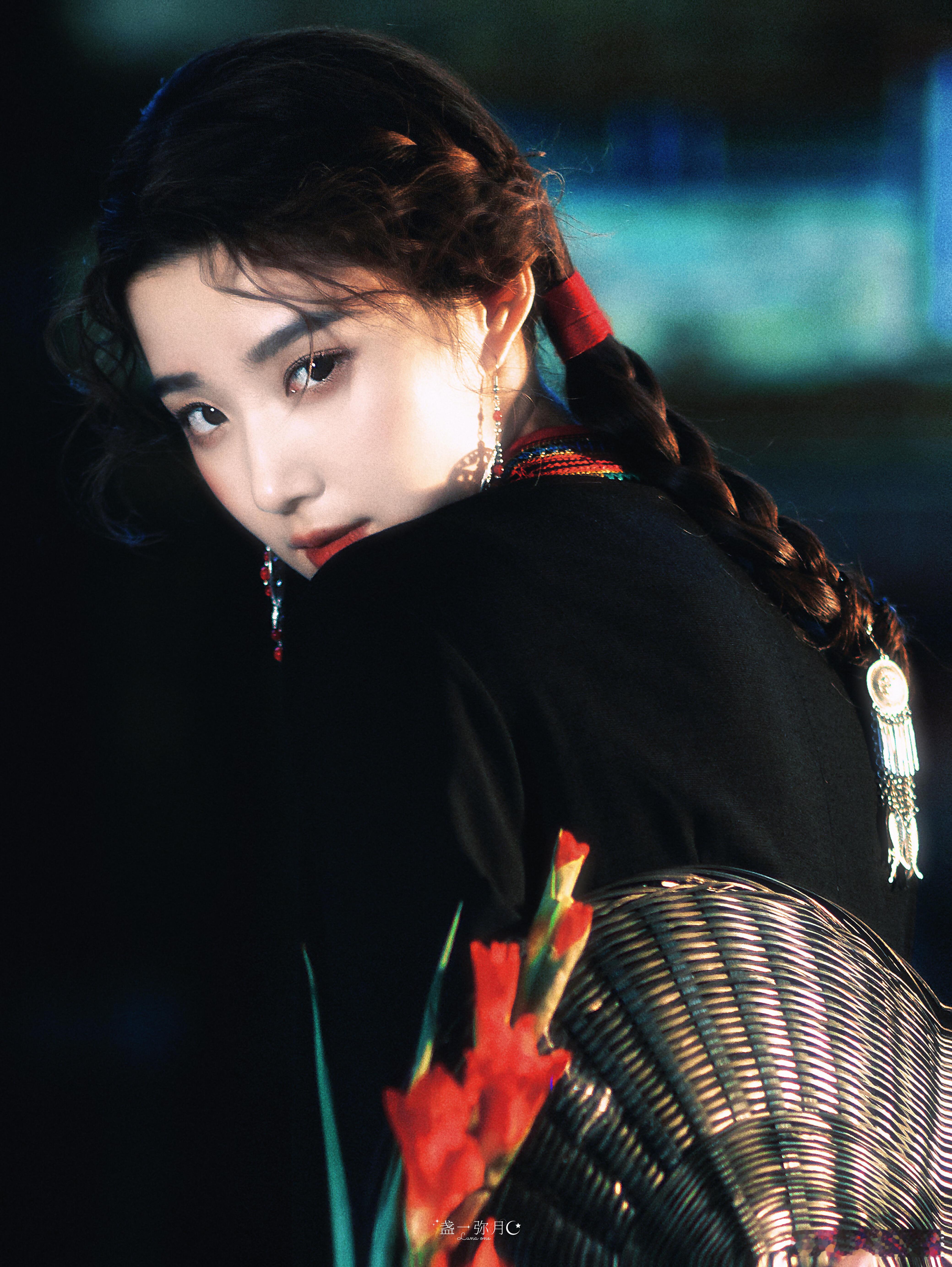 卢昱晓一颦一笑一回眸｜卢昱晓壁纸卢昱晓｜