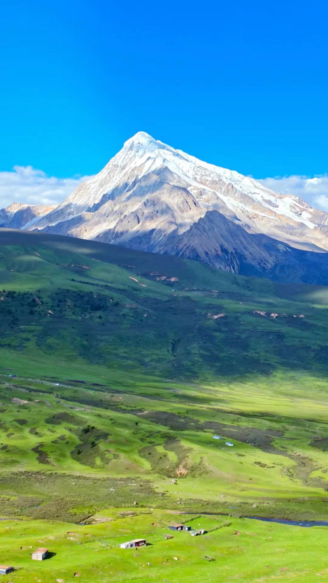 川西大环游格第十天：聂南线后半段川西的格聂南线后半段真的是又美又刺激！说它是“