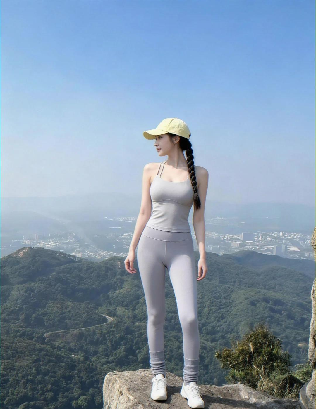 周末快到了，是爬梧桐山还是七娘山呢？爬山搭子深圳同城深圳爬山深圳搭子户