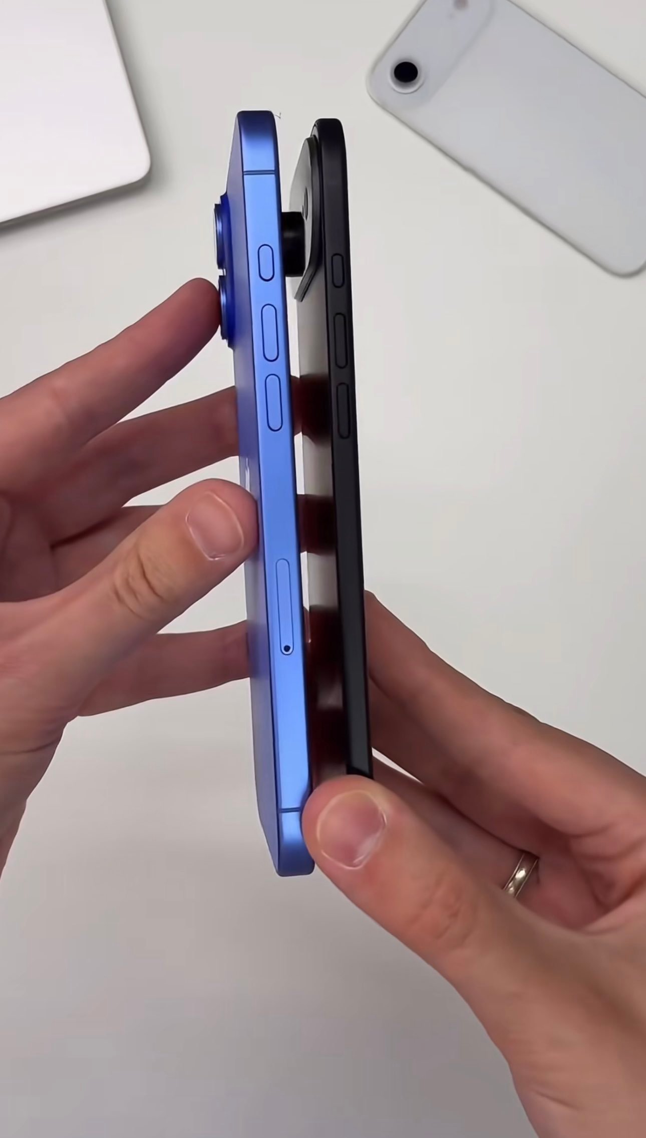 我已经等不及要买iPhone16了[捂眼睛]，17Air狗都不买😡​​​