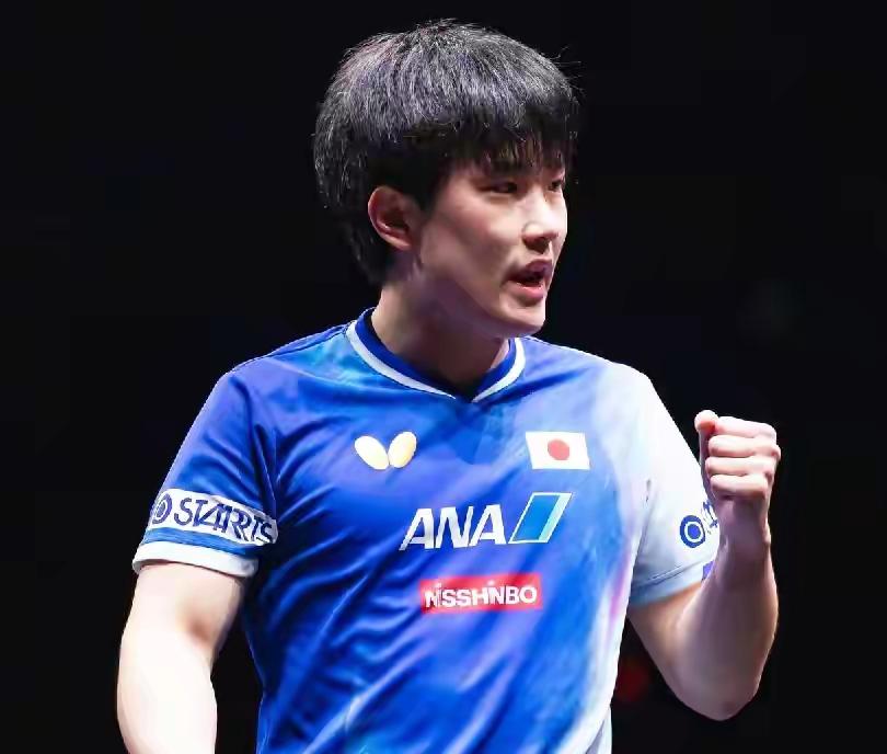 大比分领先犯迷糊！张本智和手握6个赛点被反超！重庆冠军赛首轮，张本智和战瑞典选手