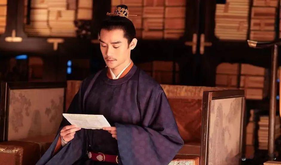 公元1033年，宋仁宗决定打开亲生母亲李宸妃的棺材，开棺验尸。这时，李宸妃已