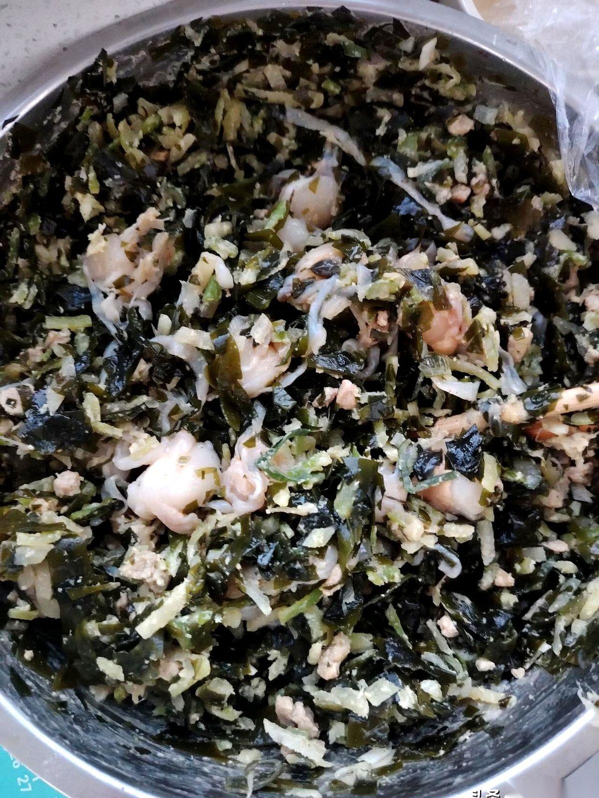 我今天，把我家的2021年，给包成包子吃了。真的，一整箱。当年特殊时期，脑子