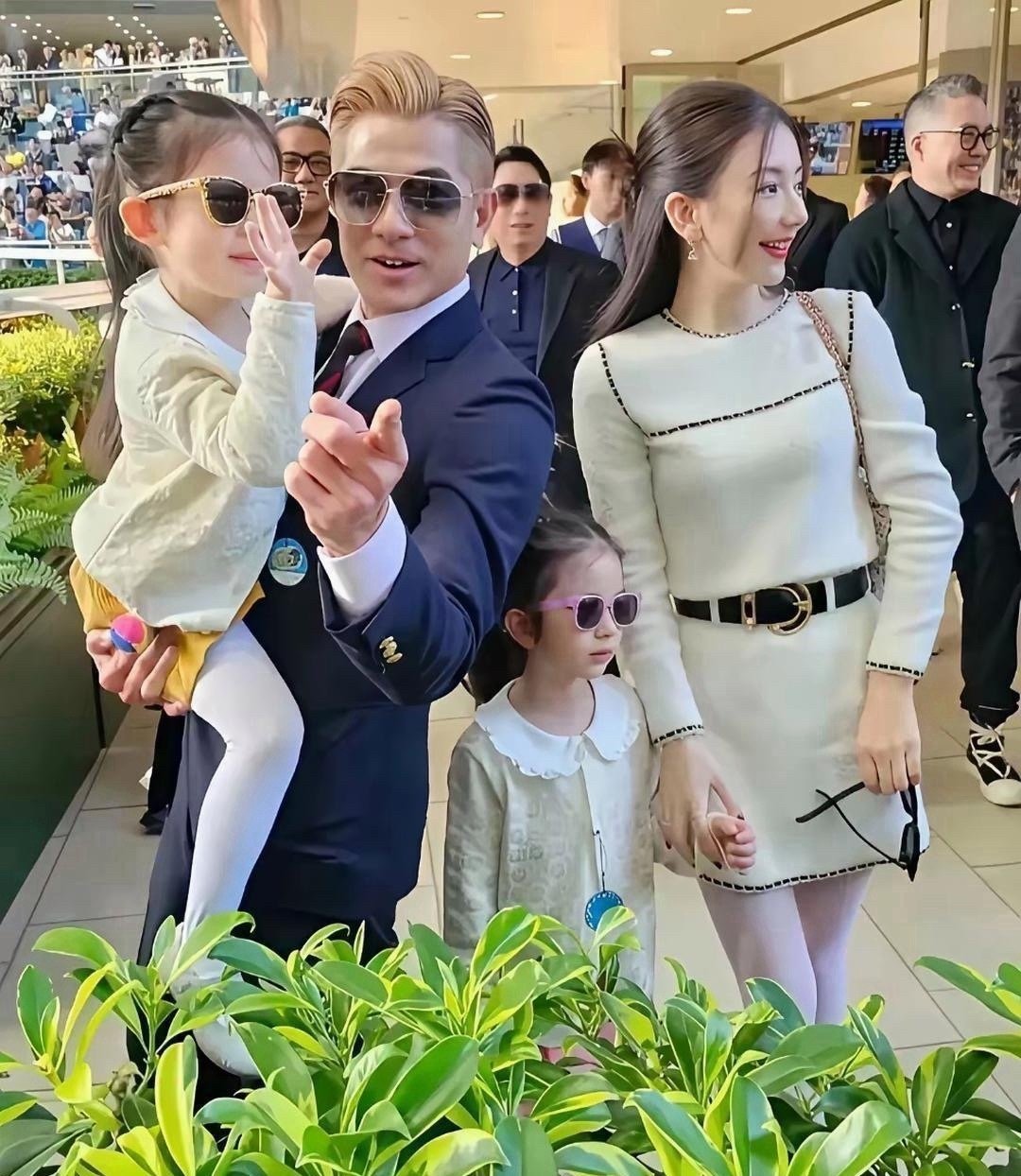 60岁怕赶不上女儿长大，郭富城演唱会哽咽：天王也有软肋，广州演唱会他坦言：小女儿才10个月，等她上学