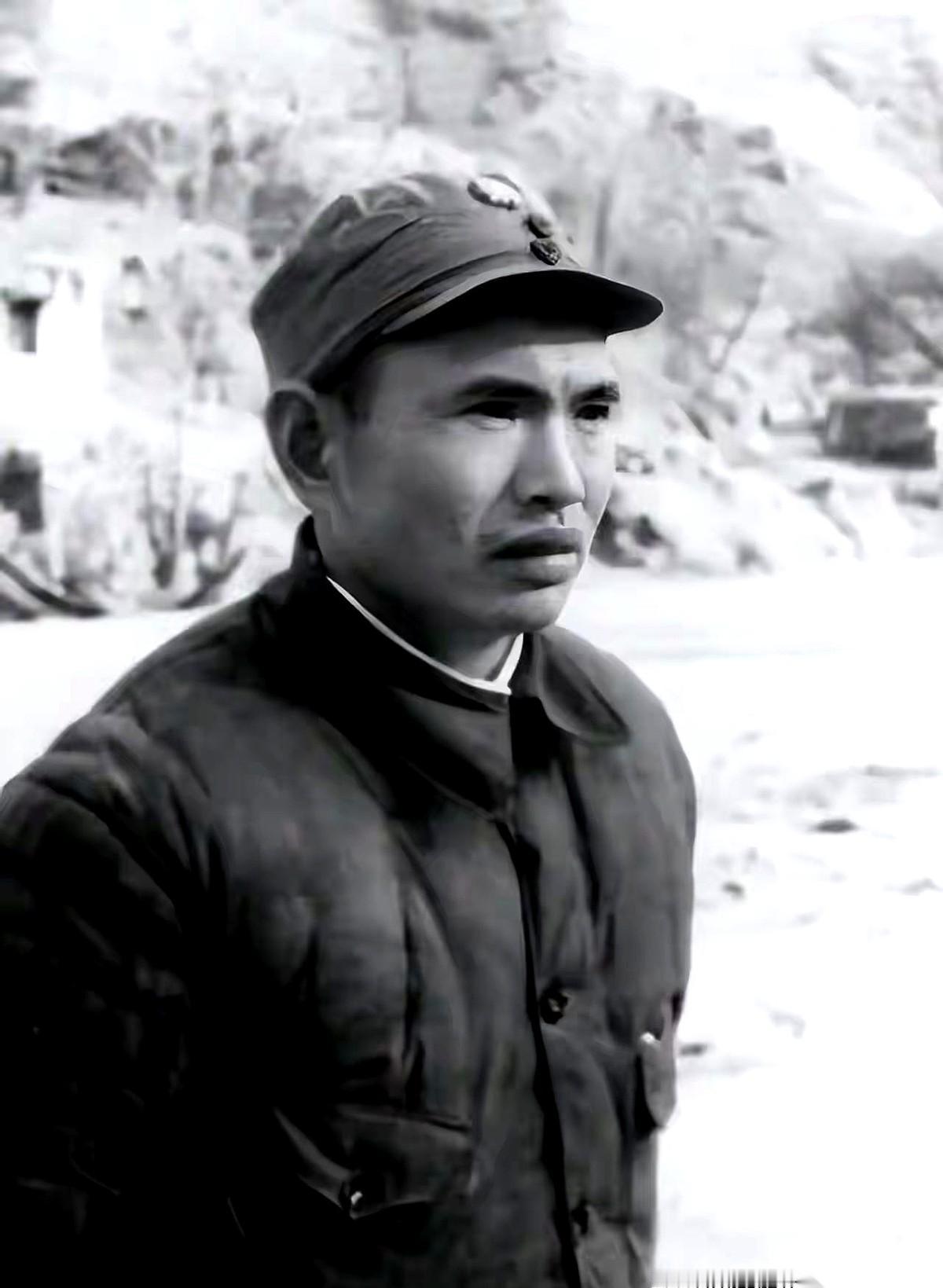 说出来你可能不信，战场上最要命的，有时候不是枪子儿，是一滴水。就那一年，黄土岭