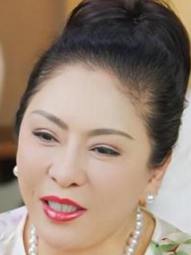 2026年4月6日，向太陈岚在社交平台发布视频，谈及儿媳郭碧婷生育话题，正面回应