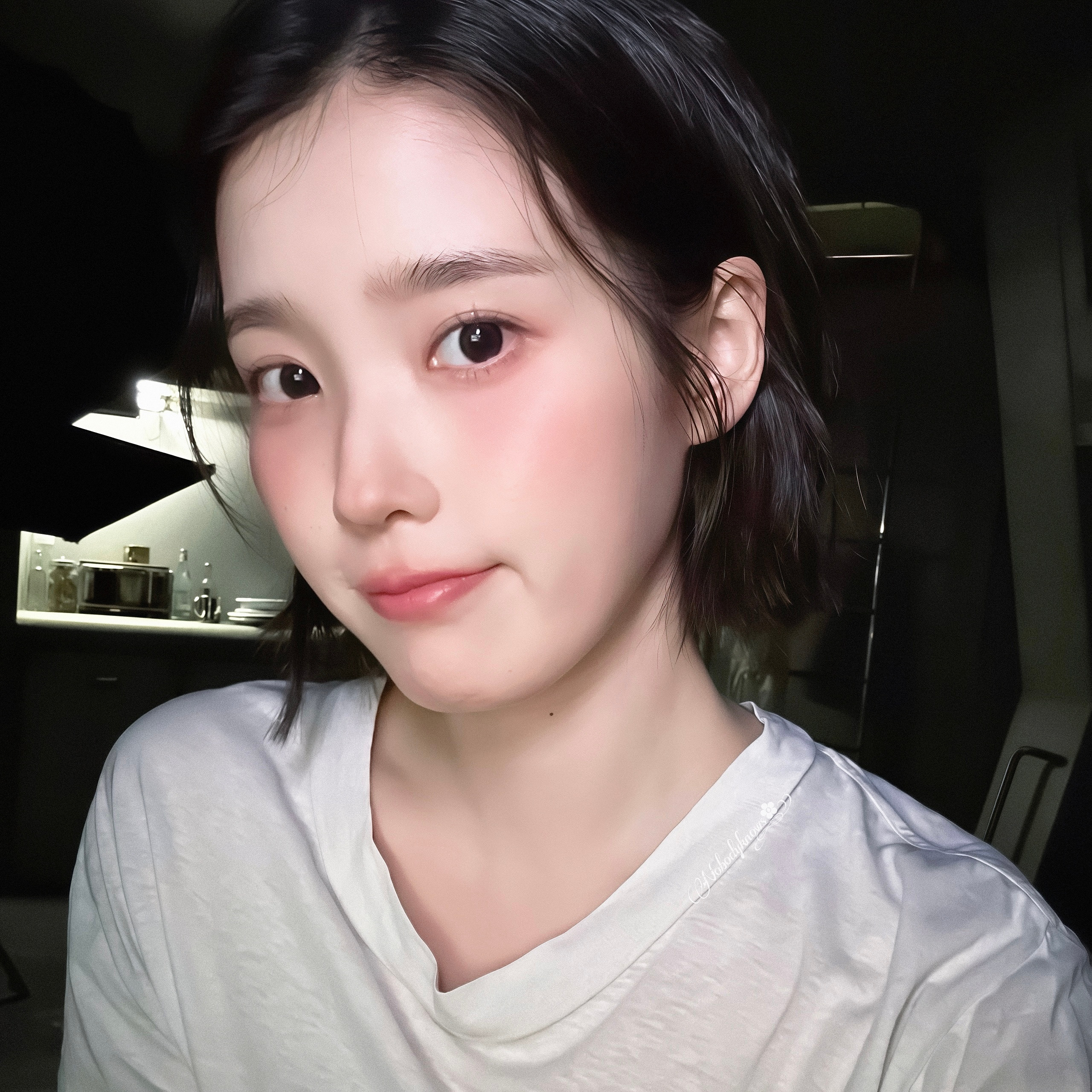 自拍头像篇✨这只小丽好美萌>>>>>自修头像｜IU李知恩​