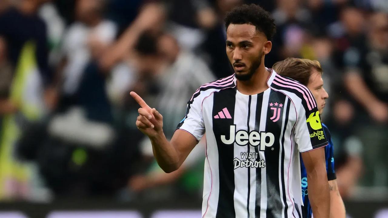 【凯皇！】凯利本赛季用积极的比赛表现打消了外界的质疑。这位英格兰球员深知自己来到