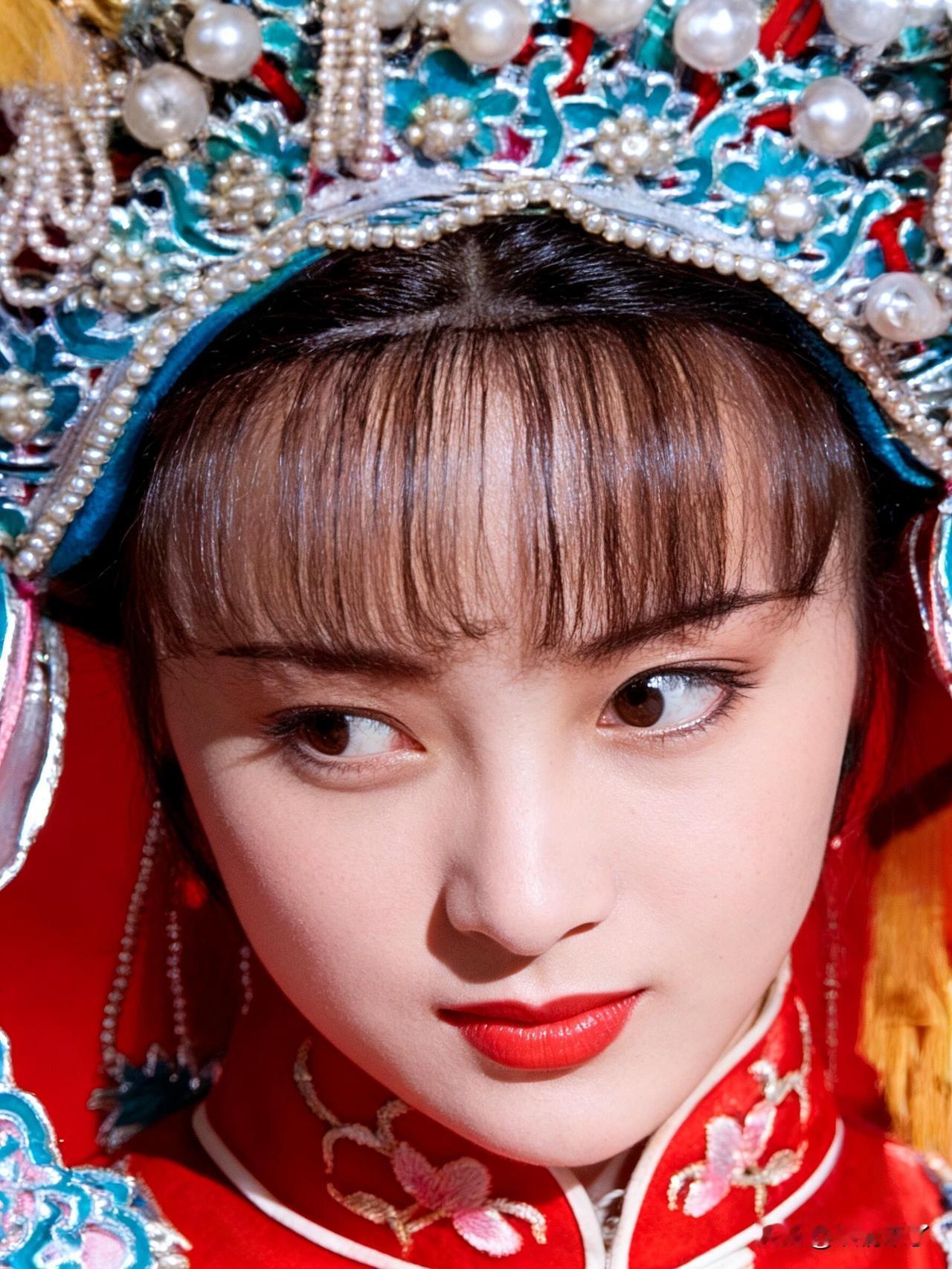 蒋勤勤也太美了吧！难怪琼瑶初见她就眼前一亮，赐名“水灵”，这颜值愣是便宜了四大爷