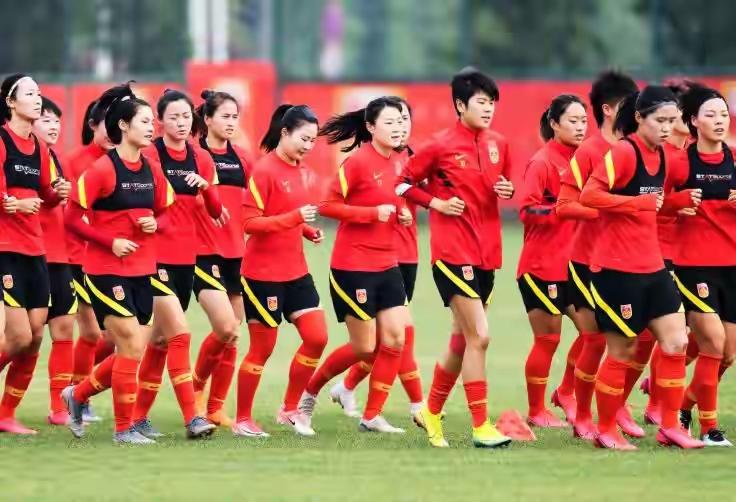 中国U20女足亚洲杯即将打响，中国女足是亚洲第二梯队领头羊，分组好、实力够，以小