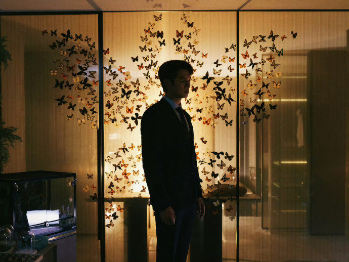 魏大勋新路透是你吗孟宴臣孟宴臣录制《周五晚高疯》上班路透来袭，咱就说这个魏大