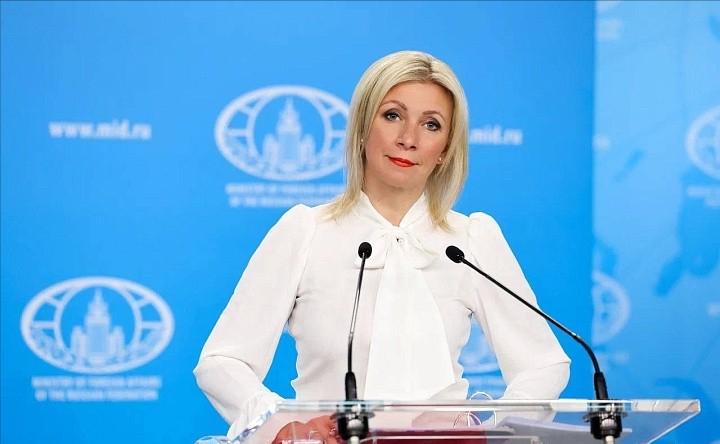 俄罗斯喊话中国当地时间1月15日，俄罗斯外交部发言人扎哈罗娃公开表示：俄罗斯