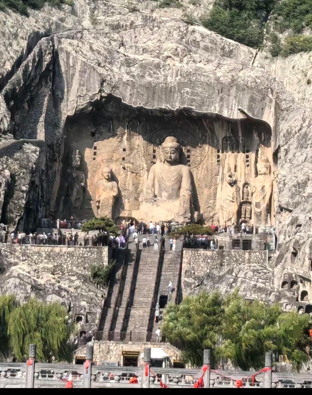 龙门石窟国庆首日，“近万张票没人买”？？？这根本不是冷清，是你没看透假期出行的