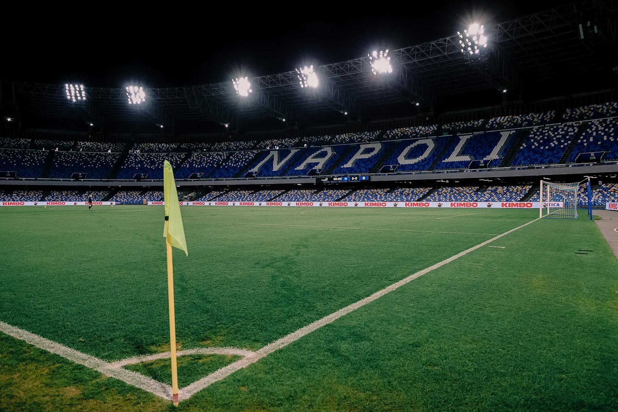 欧足联驳回法鹰上诉, 对阵那不勒斯的比赛将无客队球迷入场