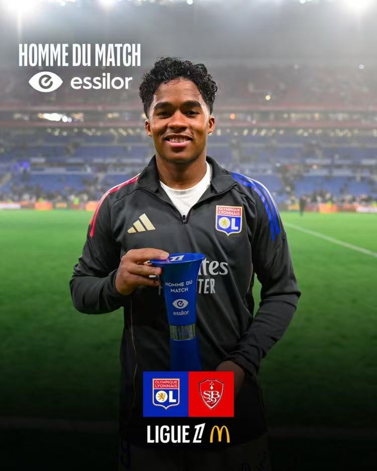 鱼缸论？昔日的巴西天才妖人恩德里克在里昂的首秀中因亮眼表现获得了全场最佳，而他在